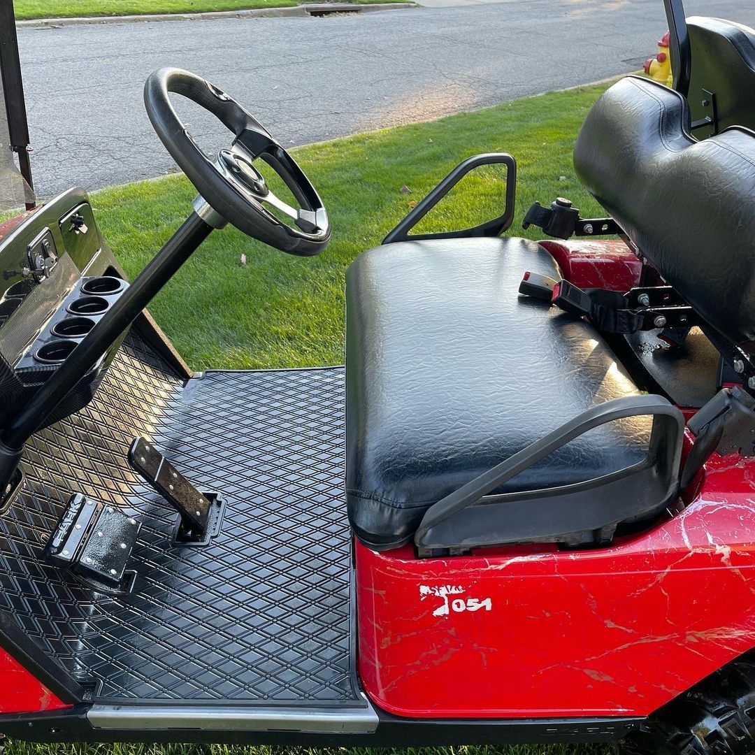 Ezgo TXT Electric Custom Golf Cart - Image 5