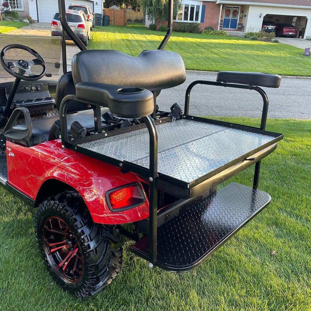Ezgo TXT Electric Custom Golf Cart - Image 4